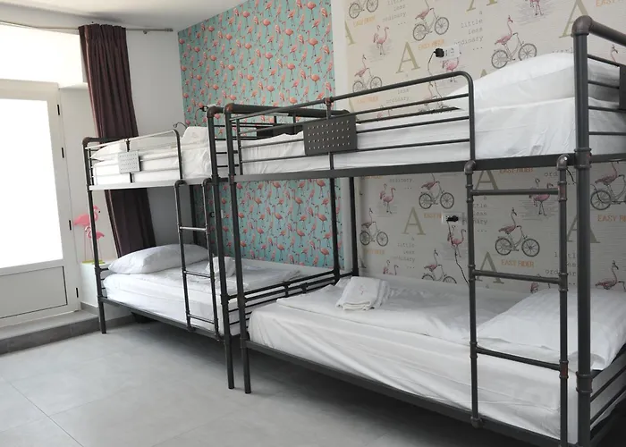 Flamingo Hostel Split